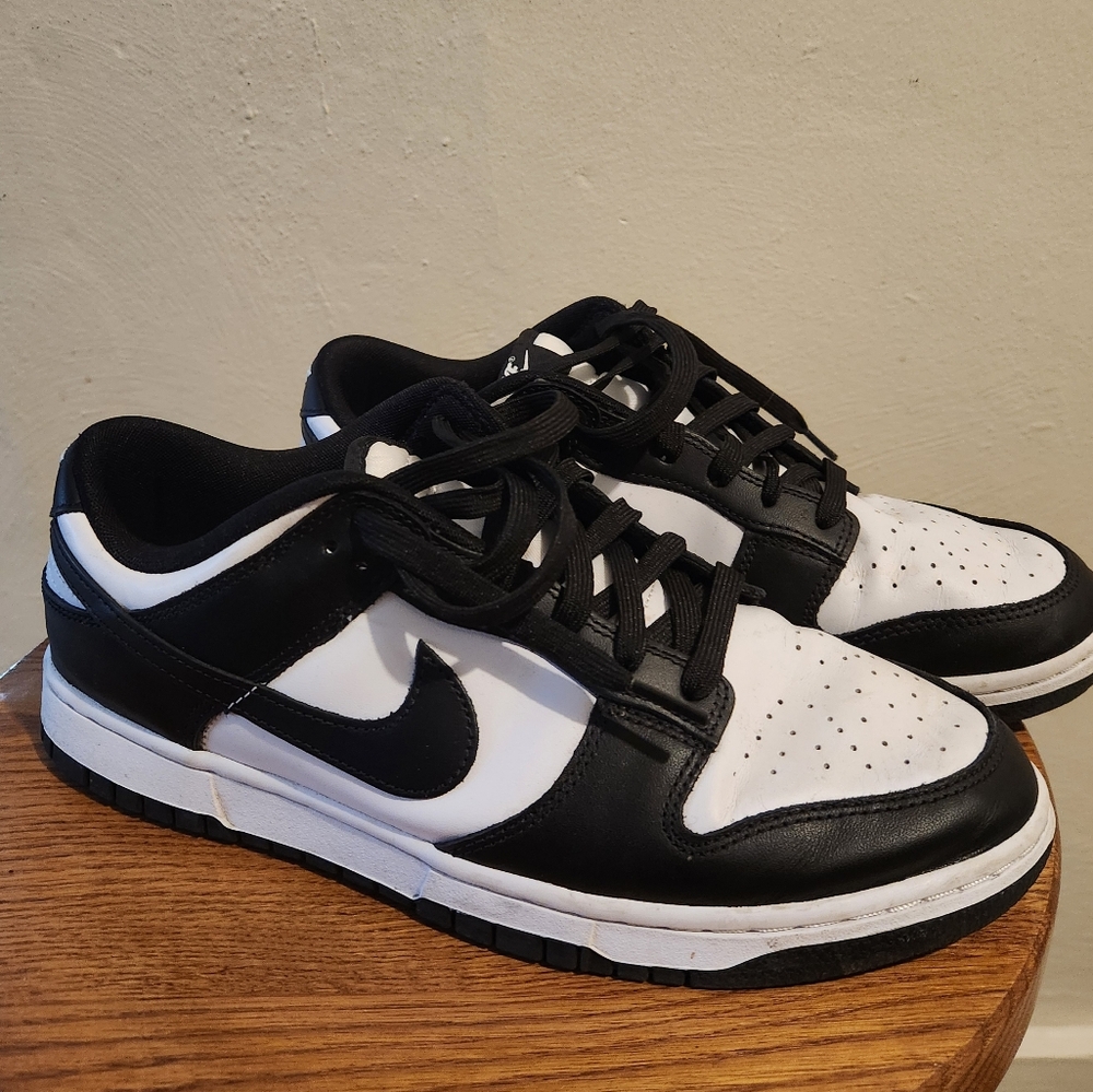 Nike dunk low panda